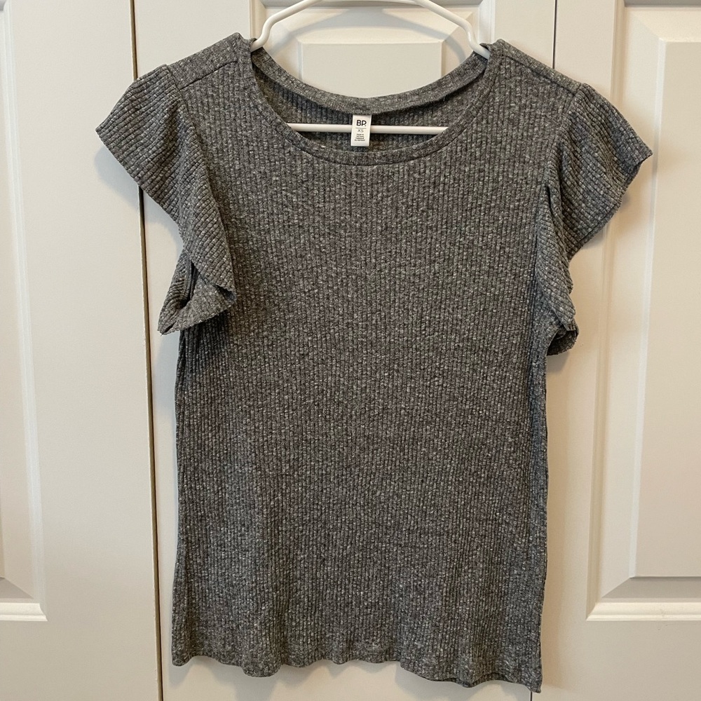 Ribbed tank with flutter sleeves